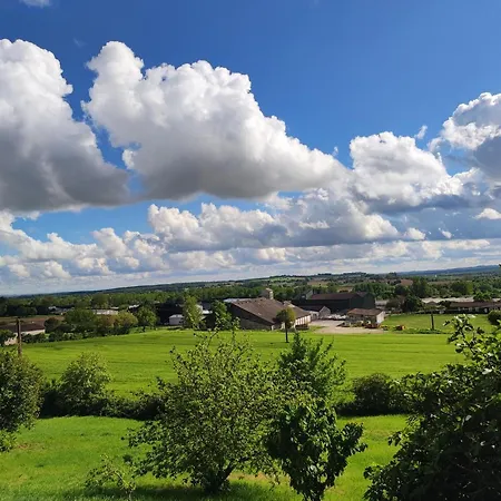 De La Tride 2 Avec Terrasse Proche Du Centre
