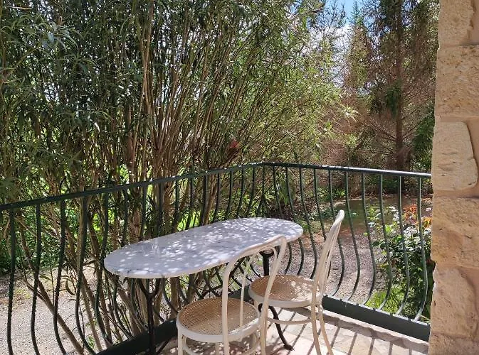 Διαμέρισμα De La Tride 2 Avec Terrasse Proche Du Centre *