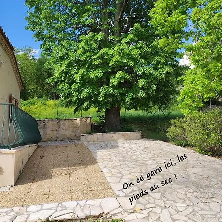 Lägenhet De La Tride 2 Avec Terrasse Proche Du Centre Lectoure