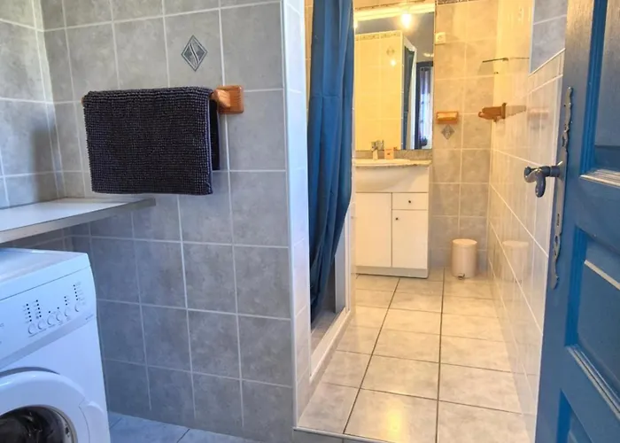 De La Tride 2 Avec Terrasse Proche Du Centre