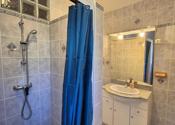 De La Tride 2 Avec Terrasse Proche Du Centre Apartment *